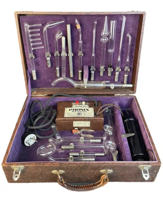 Antiker Hochfrequenz Apparat Gerät Phönix im Koffer 19. Teilig Ca. Um 1920/30