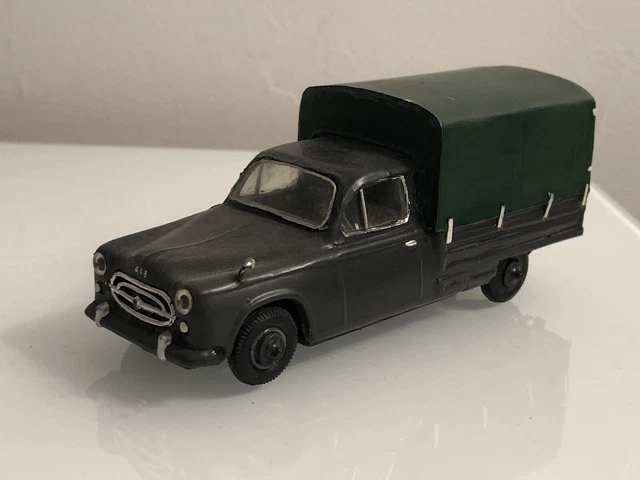 Jouet Ancien RD Marmande sur base Norev Peugeot 203 Camionnette Bâchée