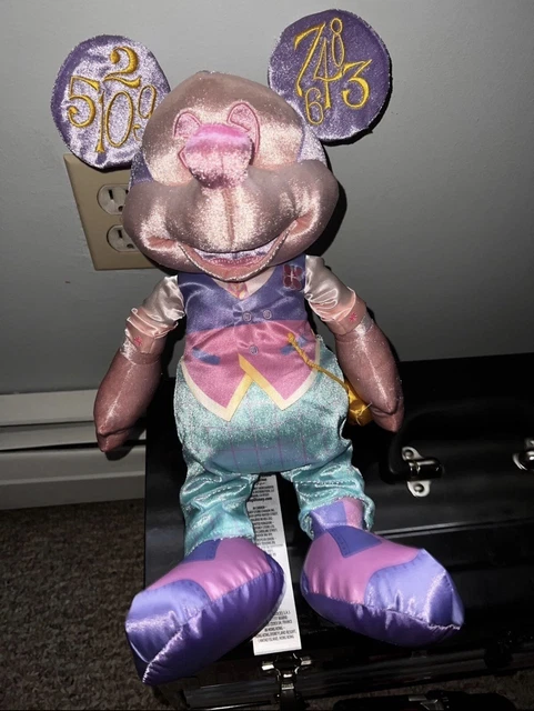 Disney  World 50th Anniversary Mickey Mouse Main Attraction Limited edition