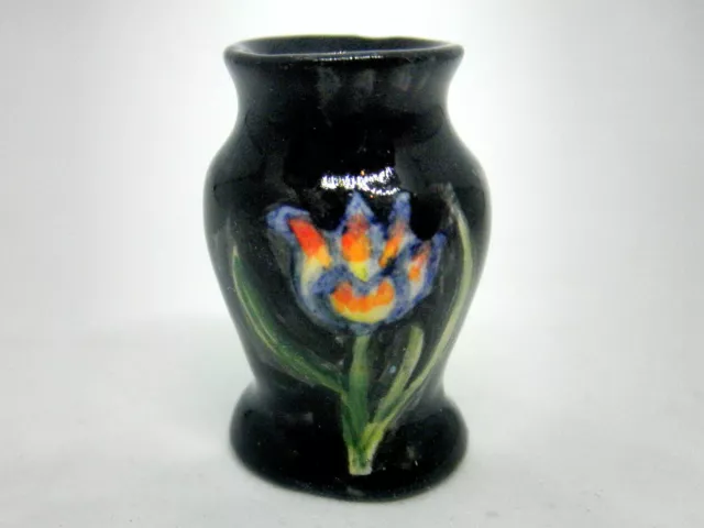 Dollhouse Miniature ceramic vase art deco with tulip