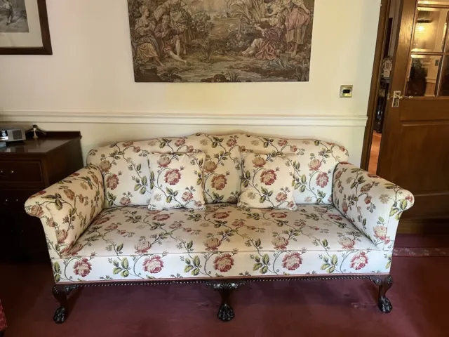 Stunning 19th Century antique Sofa With Shaggy Paw Feet