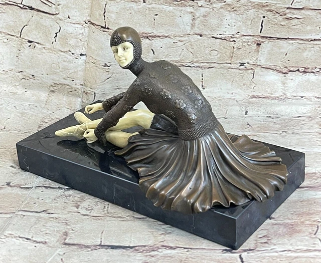 Statue Tennis Milo - Bronze Massif - Style Art Déco / Art Nouveau - 24 Cm