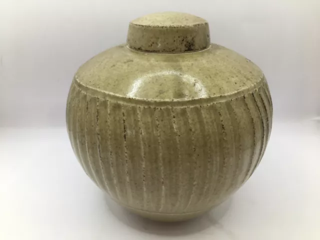 Unmarked 20th century studio pottery lidded ginger vase - Incised swirled decor