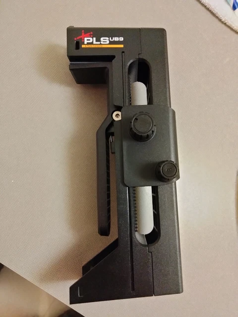FLUKE PLS UB9 UNIVERSAL CEILING/WALL BRACKET For Laser Level