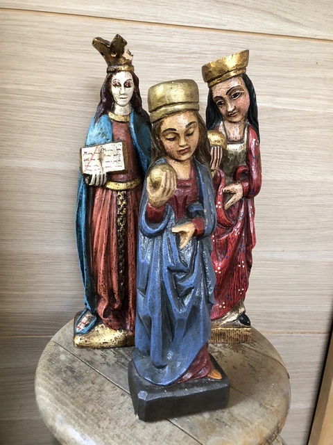 Petite Statuette Ancienne En Bois - Occasion - Sans Marque