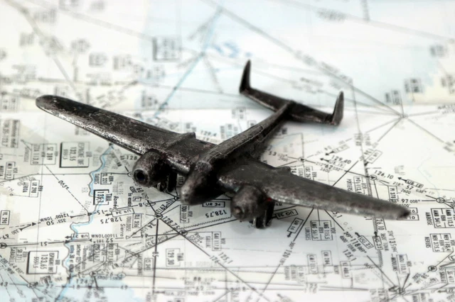 ANCIEN AVION ALUMINIUM METALLIX BREGUET 690 C 1/100 No Quiralu EUR 10