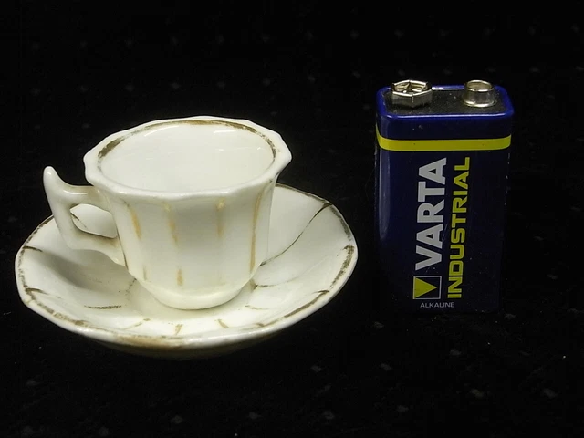 Ancienne tasse à café en faïence de Digoin Sarreguemines modèle Moniqu – La Roue du Passé