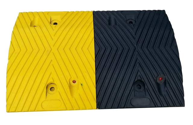 Soglia pavimento RSB-215MBY nero-giallo centrale 50x35x5 cm soglia stradale BUONA