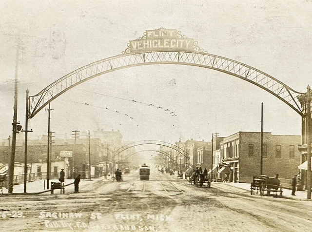 C. 1910 RPPC Vehicle City Saginaw St. Flint Michigan Automobile Photo Postcard