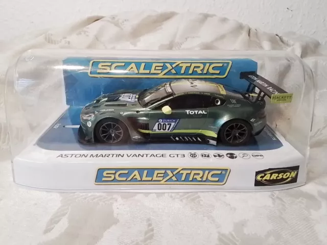 Scalextric Slotcar,Aston Martin Vantage GT3,1:32 mit Box