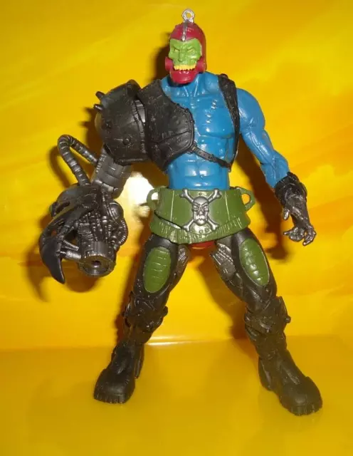 He Man Masters of the Universe MOTU 5.5" Trap Jaw 200X Action Figure Mattel 2001