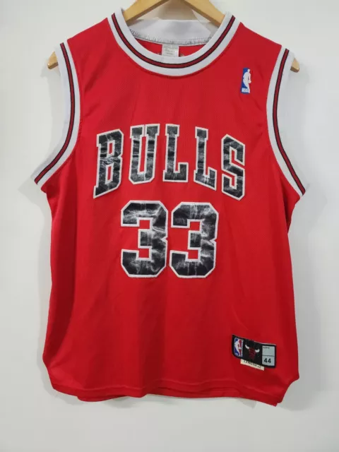 Adidas NBA Chicago Bulls Scottie Pippen #33 Jersey Size XL.
