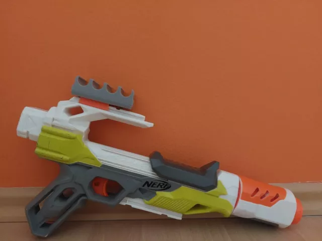 Hasbro  Nerf N-Strike Elite Modulus Ionfire Blaster + 33 Darts