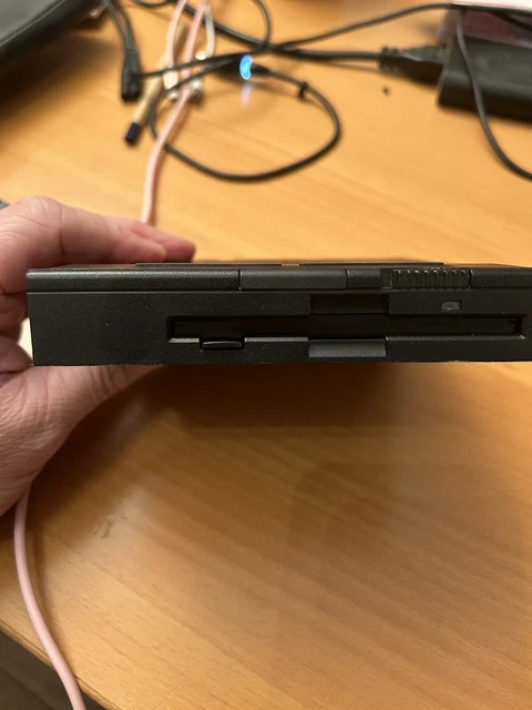HP F1195B CD-ROM-Laufwerk (intern/extern): VERSANDKOSTENFREI