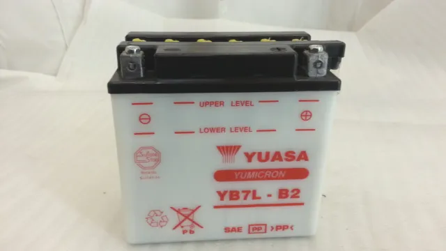 Batterie YUASA YB7L-B2 lung.135 larg.75 alt.133 MM