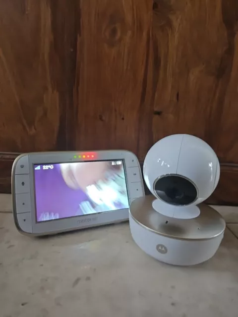 Motorola Mbp855 Connect 5inch Video Baby Monitor - White