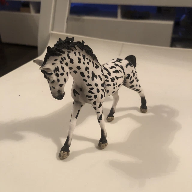 SCHLEICH HORSE CLUB Cavalla Knabstrupper 14917: Figura Dettagliata Per Bambini, Stimola Fantasia E Gioco Creativo, Regalo Per Amanti Dei Cavalli