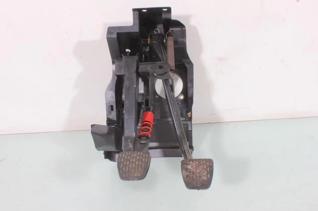 Bremspedal Gummibelag Pedalbelag Bremspedal Pedalgummi Für HYUNDAI GETZ I10 PONY EXCEL Mercedes Vito Viano