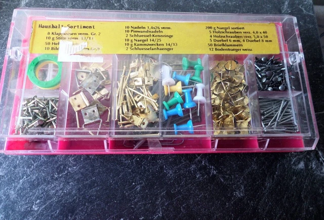 Juego de gama doméstica caja de varias piezas, tornillos, clavos, ojales plegables, tacos entre otros