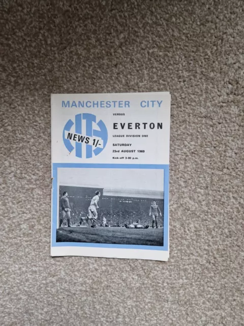 Man City v Everton (champions) football programme. LD1. 23.8.1969