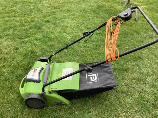 Electric Scarifier 1200watt Green.