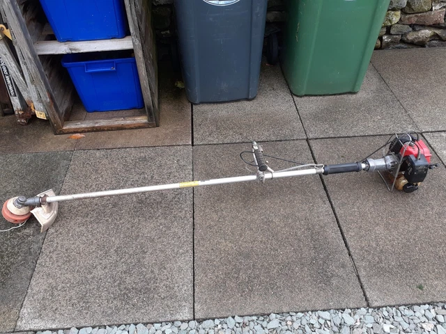 Robin outlet petrol strimmer
