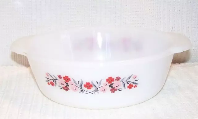 Vintage Anchor Hocking Fire King Milk Glass Primrose 1 QT Round Casserole Dish