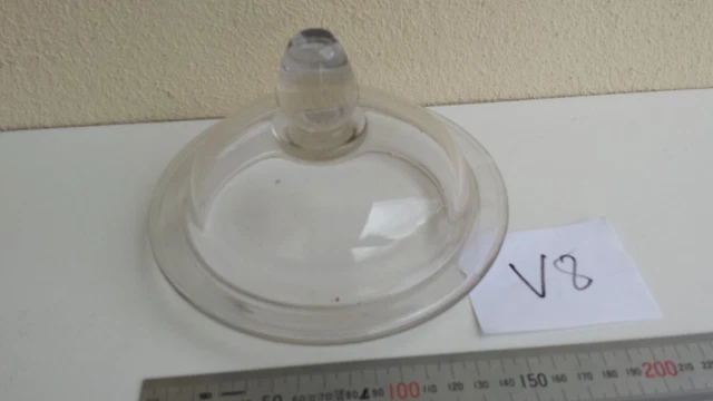 V8/ ANCIEN COUVERCLE en verre de grand pot à pharmacie XIX ème en verre