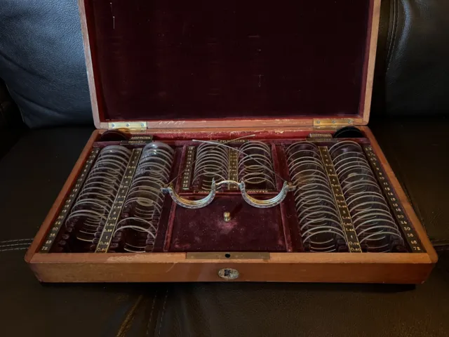 Antique Vintage Optometrist Set Trial Lens in Case Optical Rare