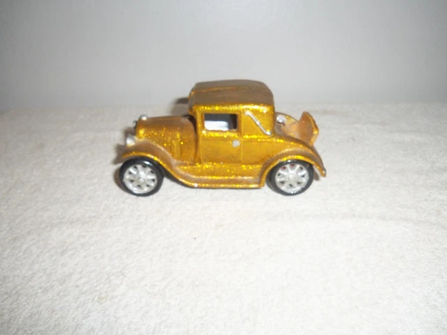 VINTAGE 1930'S ARCADE "Classic Coupe w/Rumble Seat" Cast Iron Car $25.