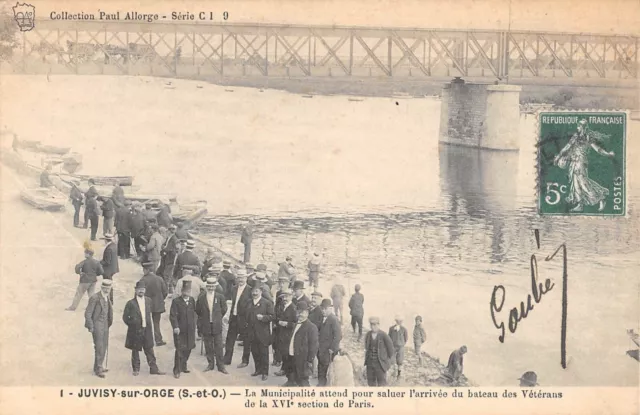 Cpa 91 Juvisy Sur Orge / La Municipalite Attend Pour Saluer L'arrivee Du Bateau
