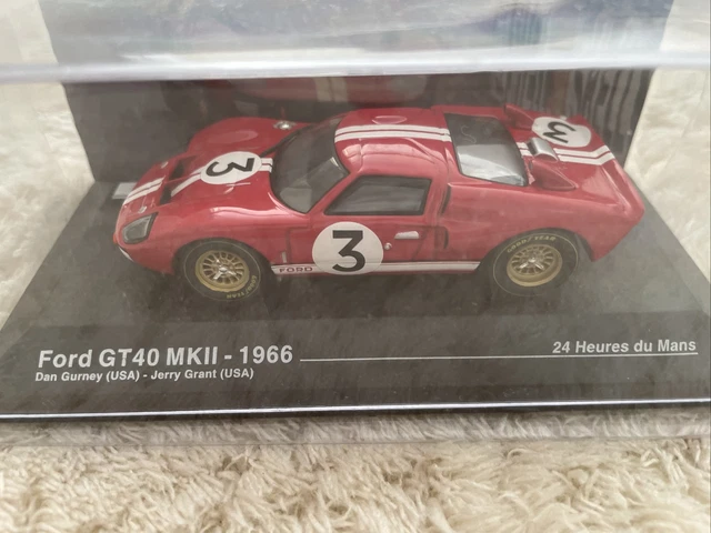 Spark Le Mans 1/43 – Ford GT40 Mk IV N°4 – Vainqueur 24h 1967 – Neuve