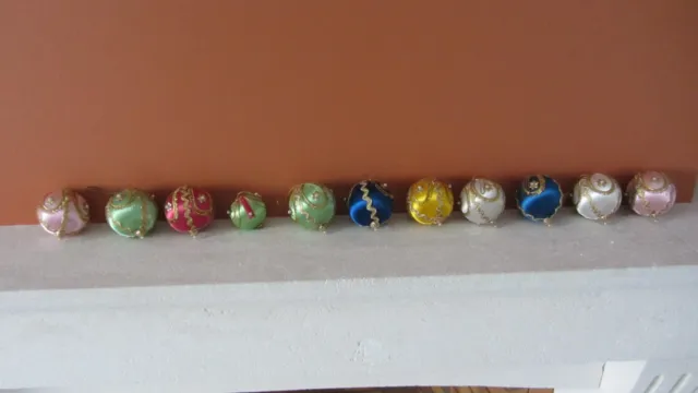 Lot 11 Anciennes boules de Noël en verre, décoration sapin , vintages .