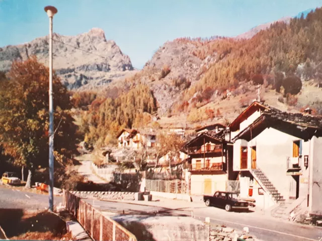 Cartolina - Mondrone - Piazza con sfondo Uia - 1971