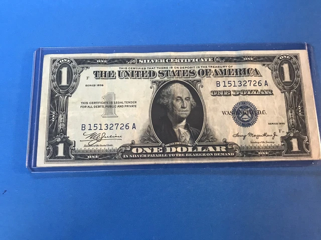1935 $1 One Dollar PLAIN DOUBLE DATE Silver Certificate....Lot #16
