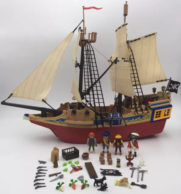 Large pirate stealth-ship - Pirate Playmobil 4290