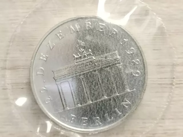 1990 20 Mark "Brandenburg Gate" Germany Silver Coin still sealed in pliofilm 3
