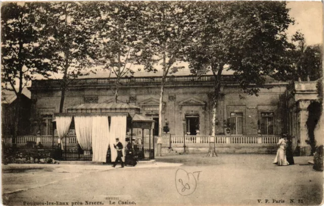 CPA POUGUES-les-EAUX pres NEVERS - Le Casino (457291)