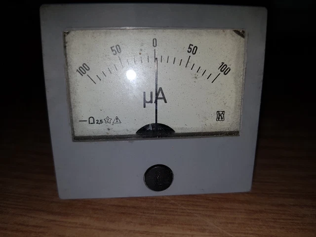 Vintage Miliampermeter Mittenanzeige DDR /100-0-100µA s.Fotos!!! Vintage Miliampermeter Mittenanzeige DDR /100-0-100µA s.Fotos!!!