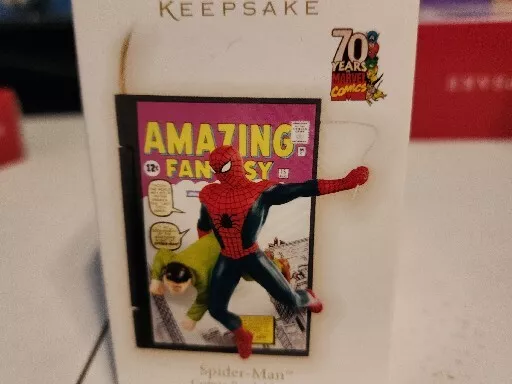 2009 Spider Man Comic Book Heroes VERY RARE Hallmark Keepsake Ornament NIB.
