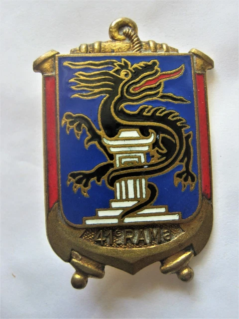 Insigne Militaire Ancien - Groupe D'Instruction Des Troupes De Marine - France