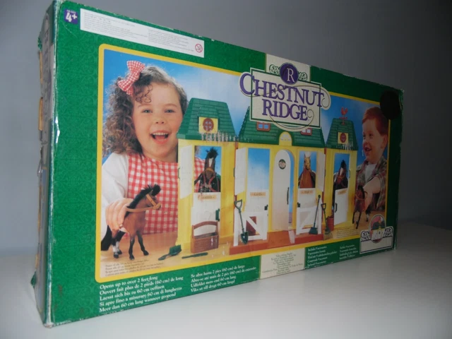 VINTAGE CHESTNUT RIDGE Horse Stables Retired Toys R Us Trophy ...