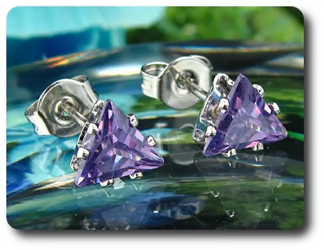 BOUCLES D'OREILLE AMETHYSTE 2x7 mm Plaqué Or Blanc 18 K.