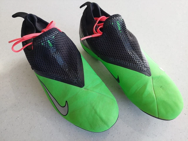 Nike Phantom Ghost VSN football boots size UK 4.5 Multiground
