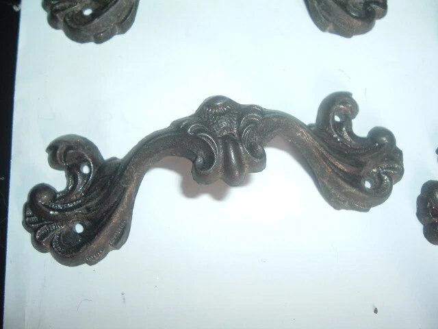 Paire De Poignées De Tiroir Anciennes En Laiton – Style Louis XVI, Idéal Pour Rénovation Déco