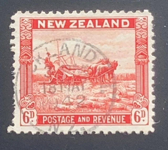 NEW ZEALAND STAMPS 1935 Pictorials 6d Harvest "P12.5" Used (SG 585b