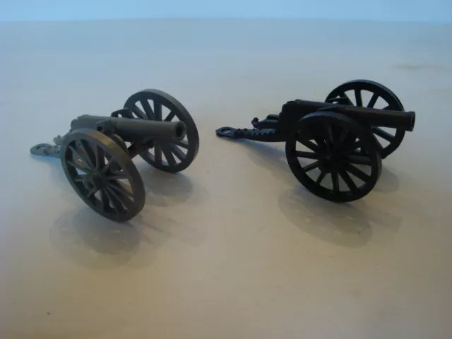 Marx Heritage Alamo / Set of Black & Silver Hard Plastic Cannons