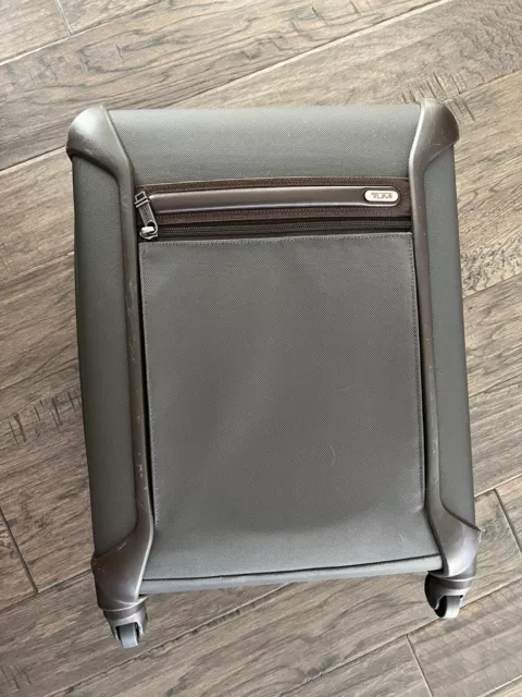Tumi Gen 4 Lightweight International Carry On In Grey $595