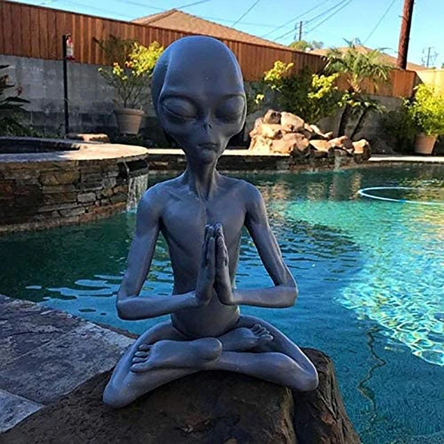 Garden Art Sculpture Meditating Statue Extraterrestrial Figurines For EY