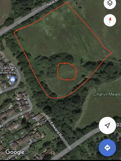 Freehold Land For Sale In Reading The Oaks Plot 176 & 177 RG10 9DX  NO RESERVE
